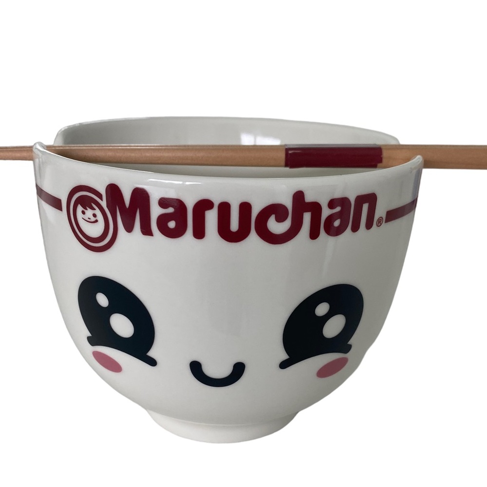 MARUCHAN Smiley Face Ramen Noodle Bowl with Chopsticks